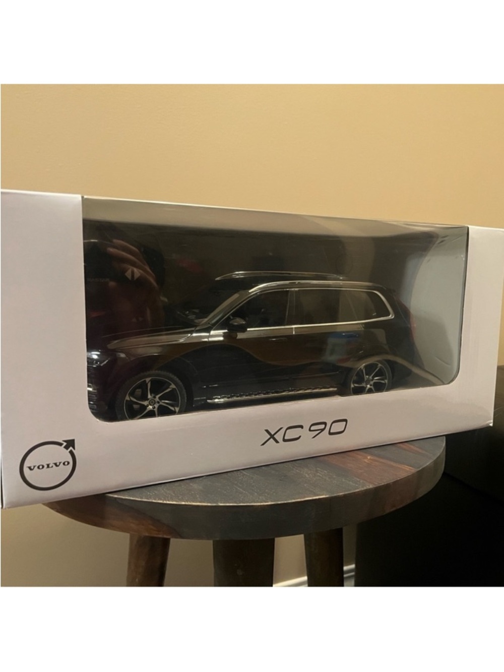 Volvo XC90 model car in elegant black. Ideal for enthusiasts. New